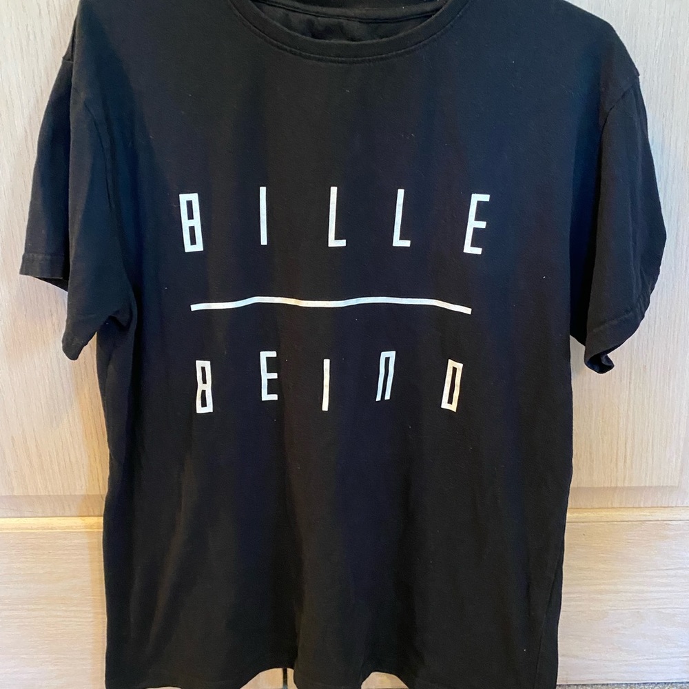 Bille Beino size extra large tee shirt